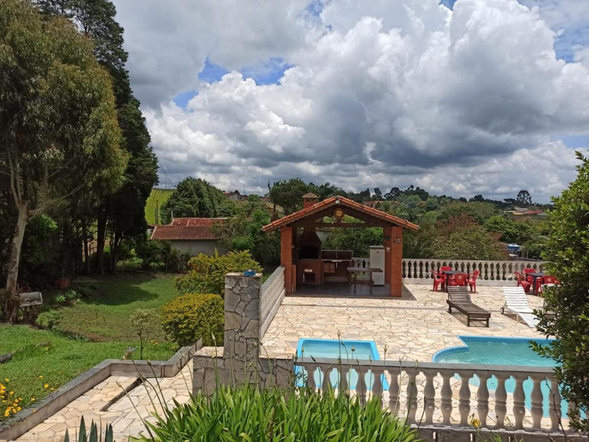 Chacara Em Ibiuna Sao Roque A 70Km De Sp Com Piscina E Wi-Fi Villa Buitenkant foto