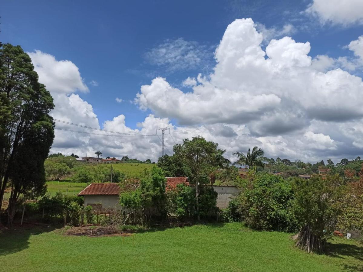 Chacara Em Ibiuna Sao Roque A 70Km De Sp Com Piscina E Wi-Fi Villa Buitenkant foto