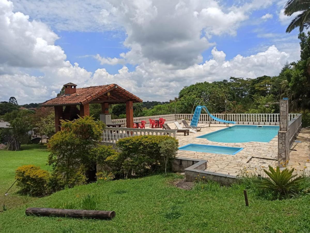 Chacara Em Ibiuna Sao Roque A 70Km De Sp Com Piscina E Wi-Fi Villa Buitenkant foto